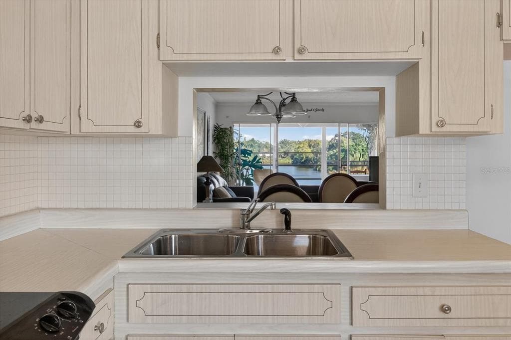 1301 HERCULES AVENUE Unit 22, CLEARWATER, FL 33764 photo 5