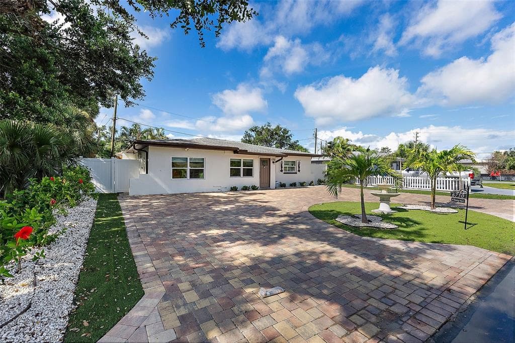 6750 FLAMINGO WAY, Street PETERSBURG, FL 33707 photo 3