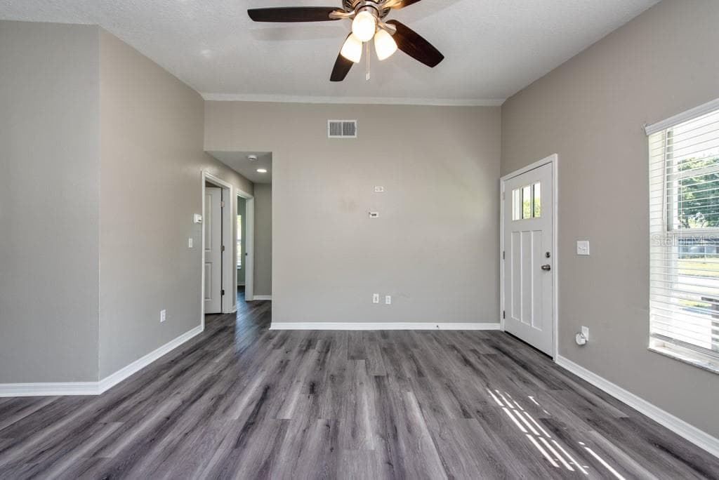 8416 39TH STREET, TAMPA, FL 33604 photo 3