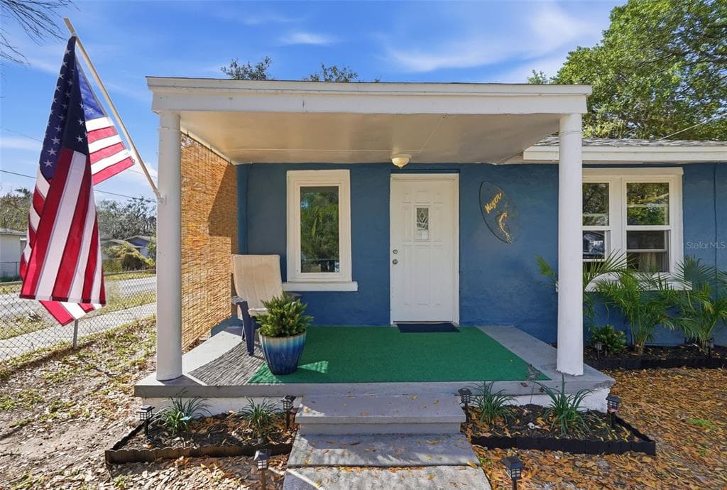 3425 POWHATAN AVENUE, TAMPA, FL 33610 photo 4