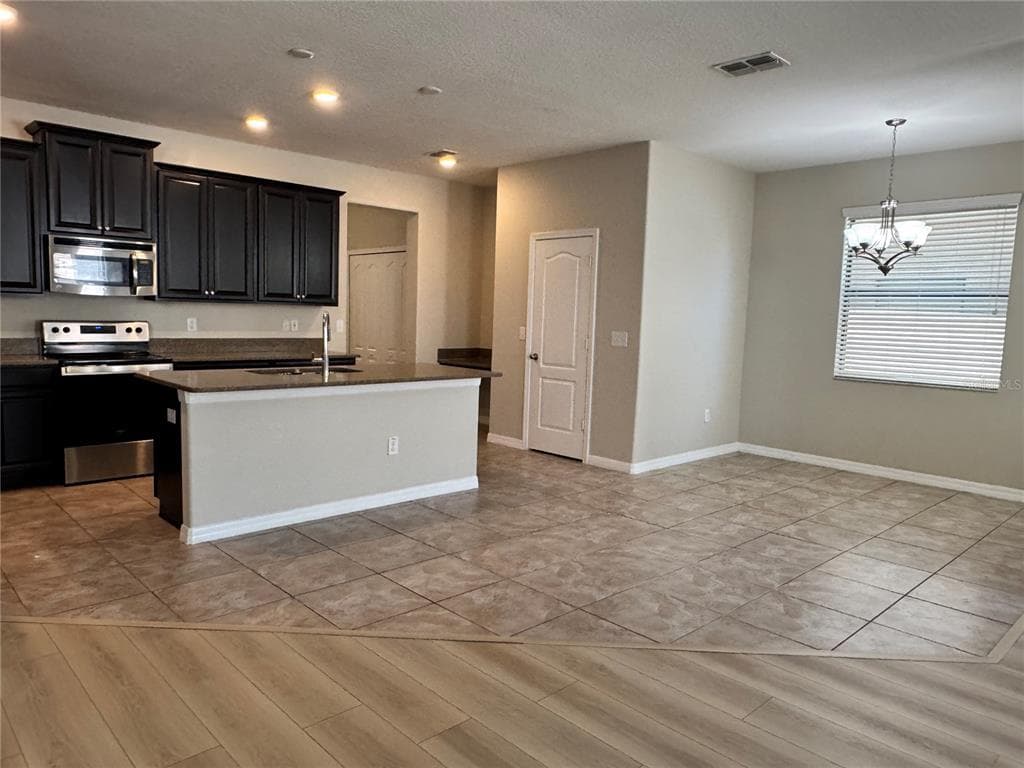 2711 GARDEN FALLS DRIVE, BRANDON, FL 33511 photo 4