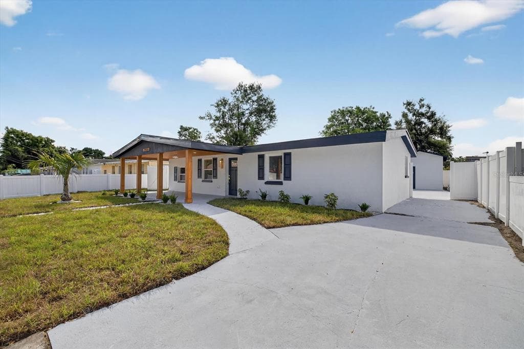 3904 HAMILTON AVENUE, TAMPA, FL 33614 photo 3