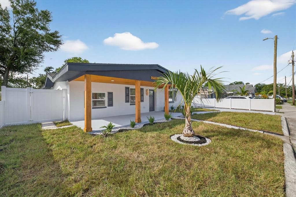 3904 HAMILTON AVENUE, TAMPA, FL 33614 photo 5