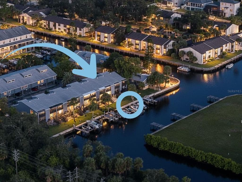 200 MERES BOULEVARD Unit 20, TARPON SPRINGS, FL 34689