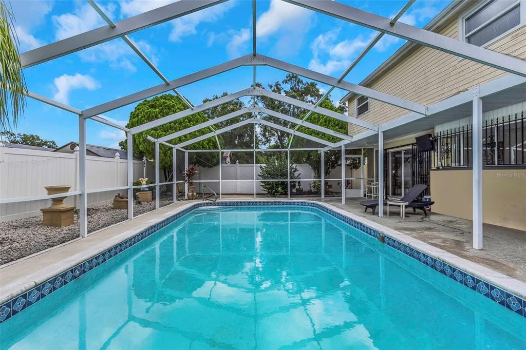 6409 HEATHER MOOR COURT, TAMPA, FL 33634 photo 5