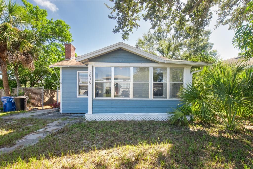 2010 42ND Street, Street PETERSBURG, FL 33711 photo 2