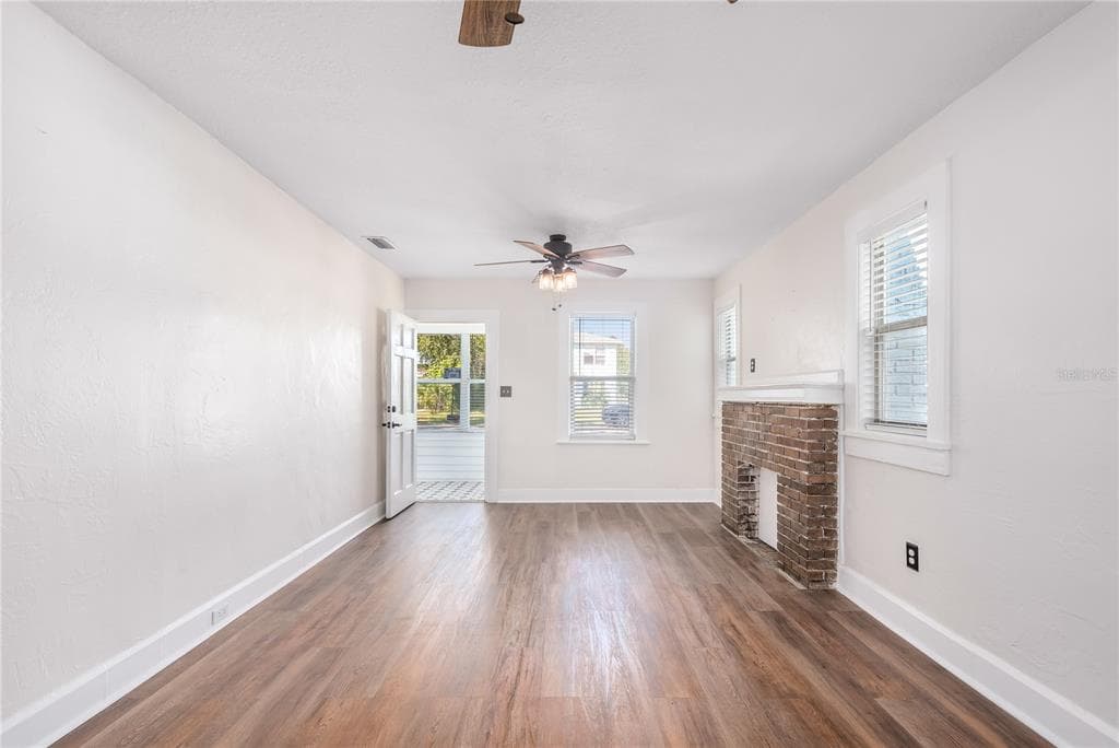 2010 42ND Street, Street PETERSBURG, FL 33711 photo 5