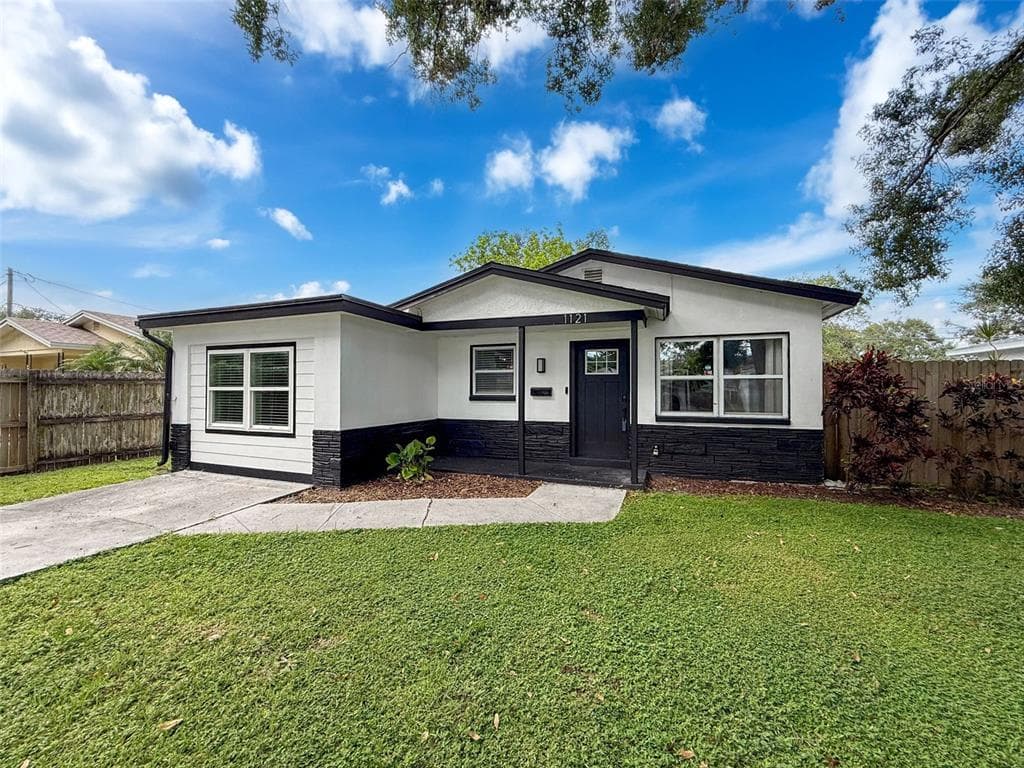 1121 49TH AVE N, ST PETERSBURG, FL, 33703 photo 2