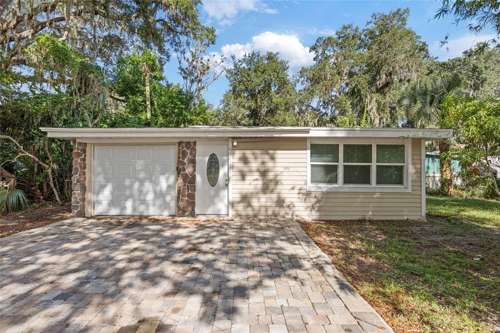 5711 RIVER GULF ROAD, PORT RICHEY, FL 34668