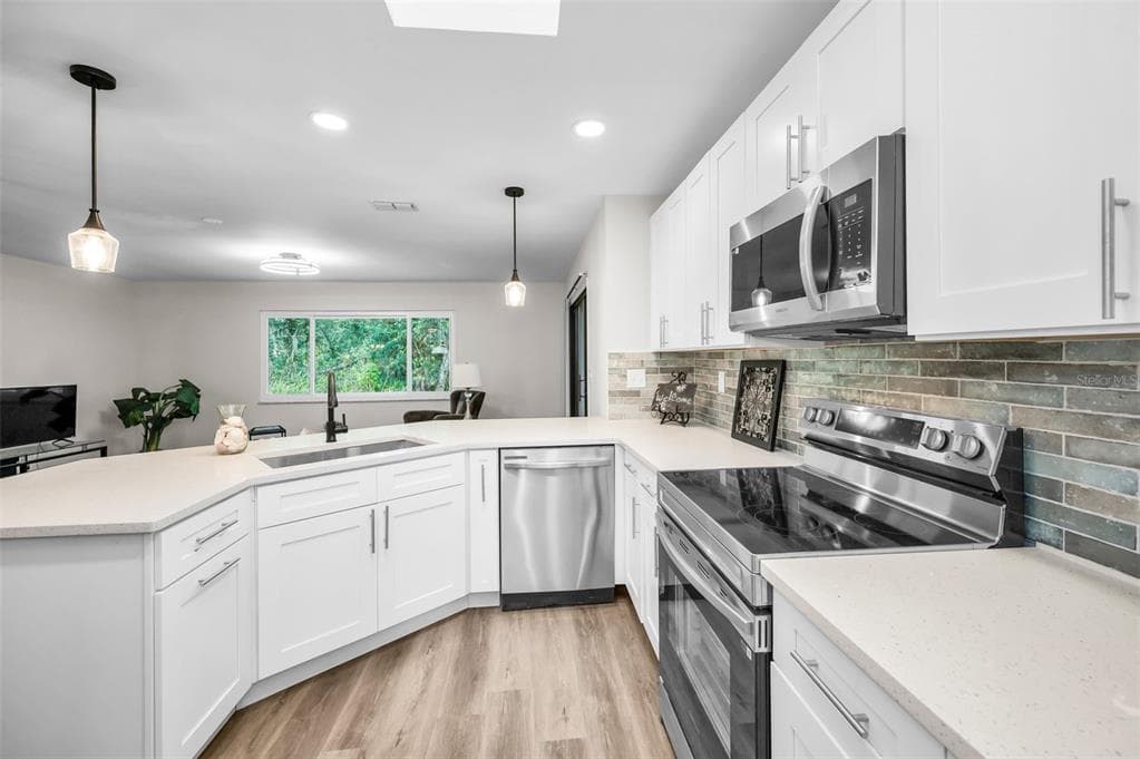 12501 SHADOW RIDGE BOULEVARD, HUDSON, FL 34669 photo 4