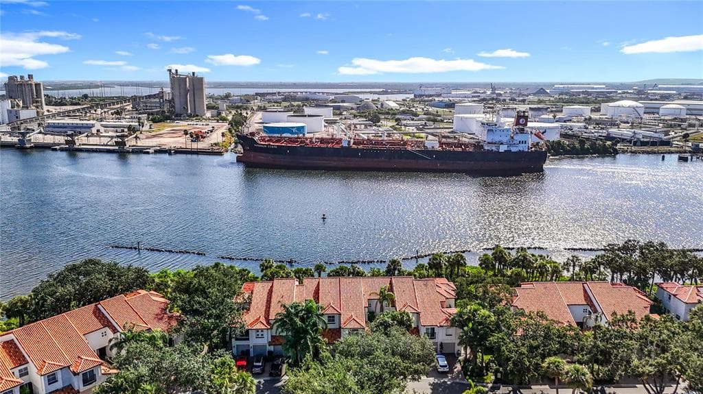 1119 SHIPWATCH CIRCLE, TAMPA, FL 33602 photo 3