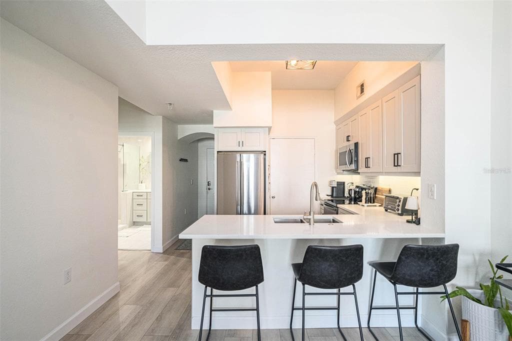 200 4TH Avenue Unit 425, Street PETERSBURG, FL 33701 photo 4