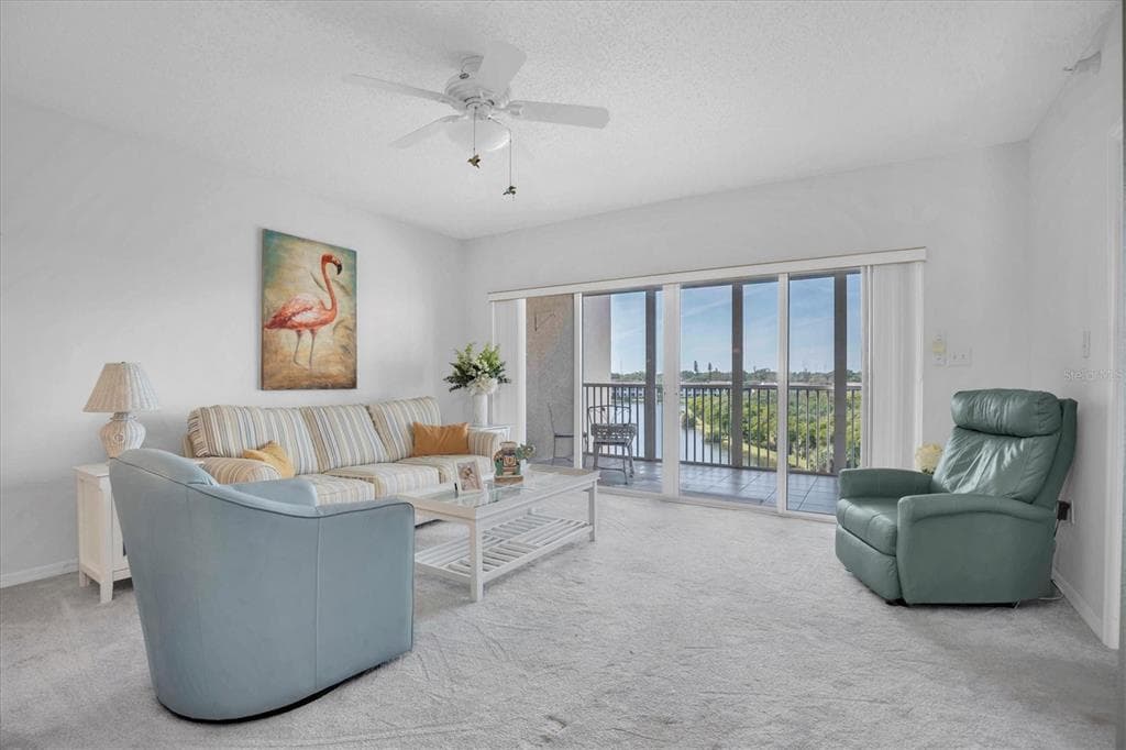 6450 SHORELINE DRIVE Unit 9405, Street PETERSBURG, FL 33708 photo 3