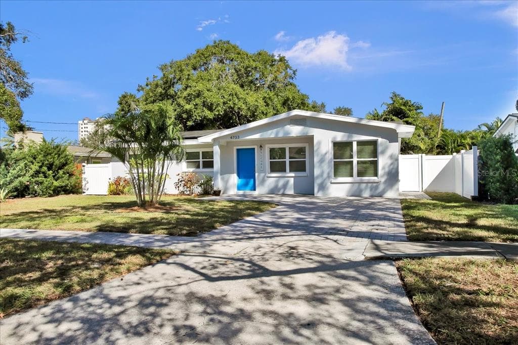 4733 IOWA AVENUE, TAMPA, FL, 33616