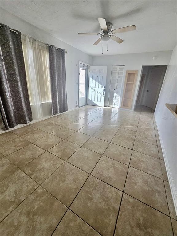 589 SWALLOW LANE, SPRING HILL, FL 34606 photo 3