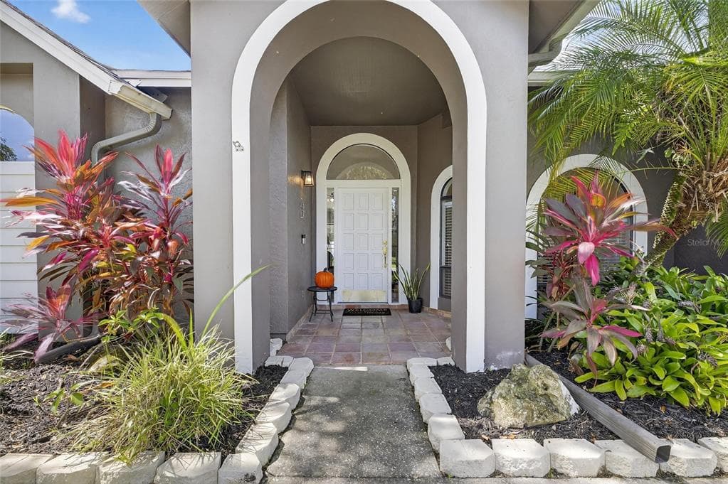 15026 ROCKY LEDGE DRIVE, TAMPA, FL 33625 photo 4