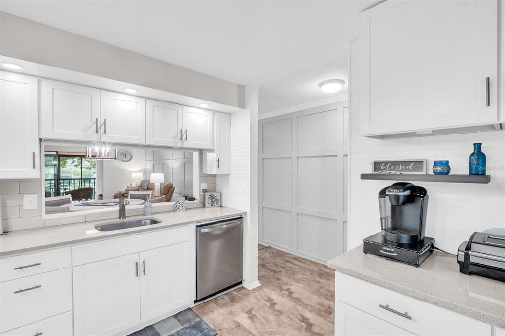 2700 NE AVENUE Unit 2-203, PALM HARBOR, FL 34684 photo 4