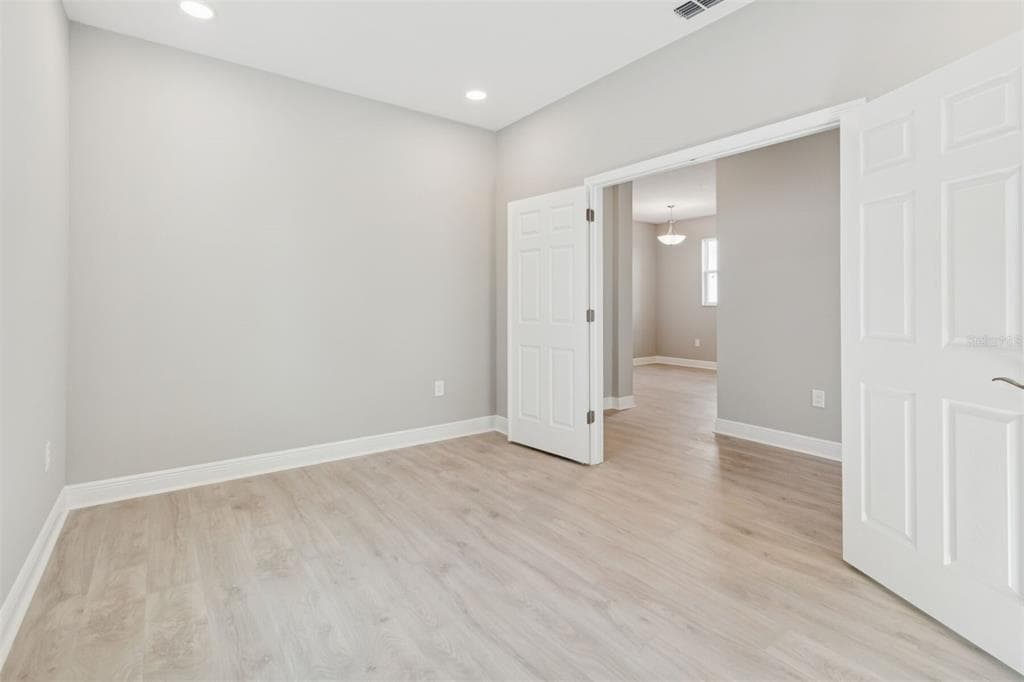 5740 JEFFRIES Way, WESLEY CHAPEL, FL 33545 photo 5