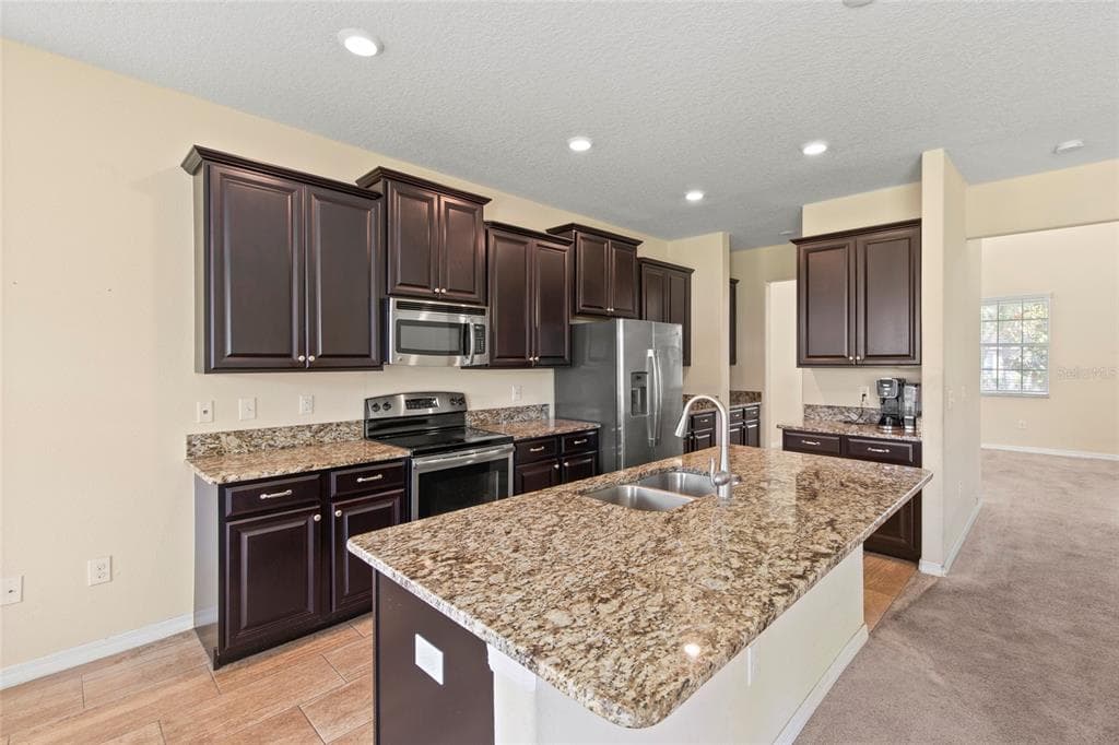 16614 MYRTLE SAND DRIVE, WIMAUMA, FL 33598 photo 2