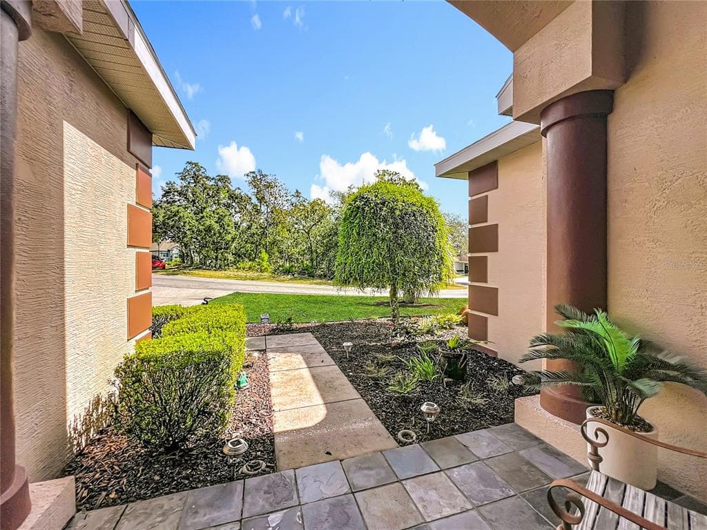 17 SWEETBAY COURT, HOMOSASSA, FL 34446 photo 4