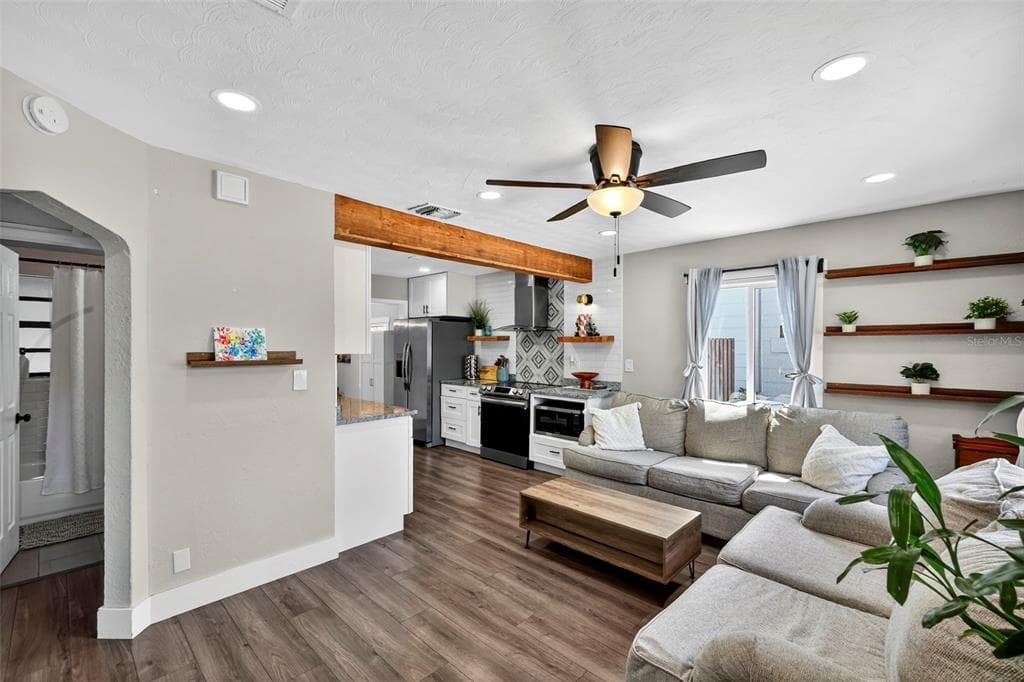 1324 40TH STREET, Street PETERSBURG, FL 33711 photo 5