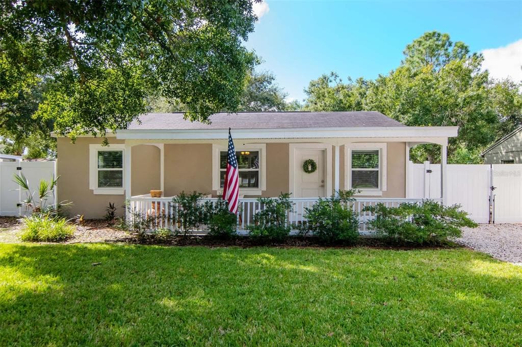 4714 BAY VIEW AVENUE, TAMPA, FL 33611