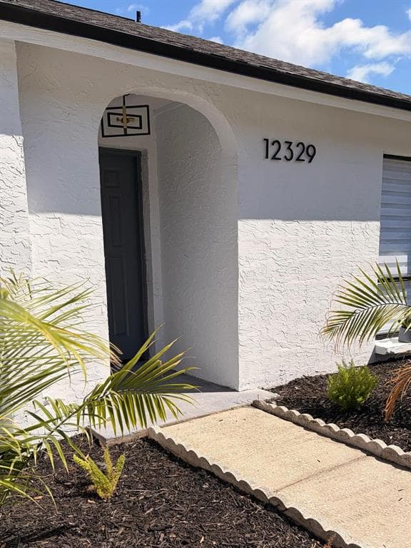 12329 WITHERIDGE Drive, TAMPA, FL 33624 photo 4