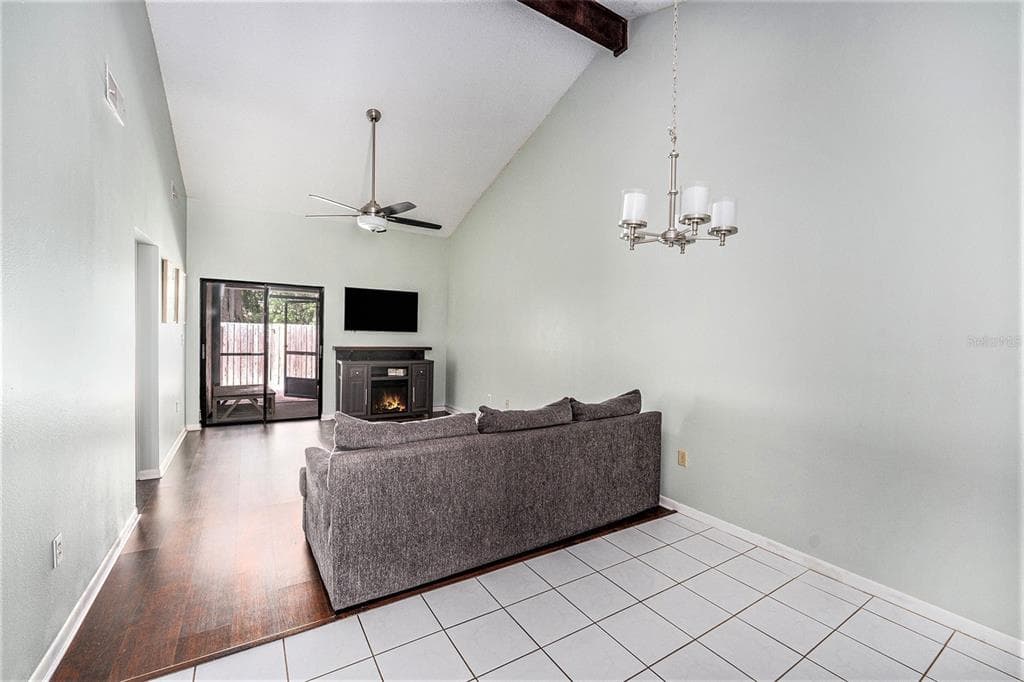 6203 AMARETTO LANE, TAMPA, FL 33634 photo 2