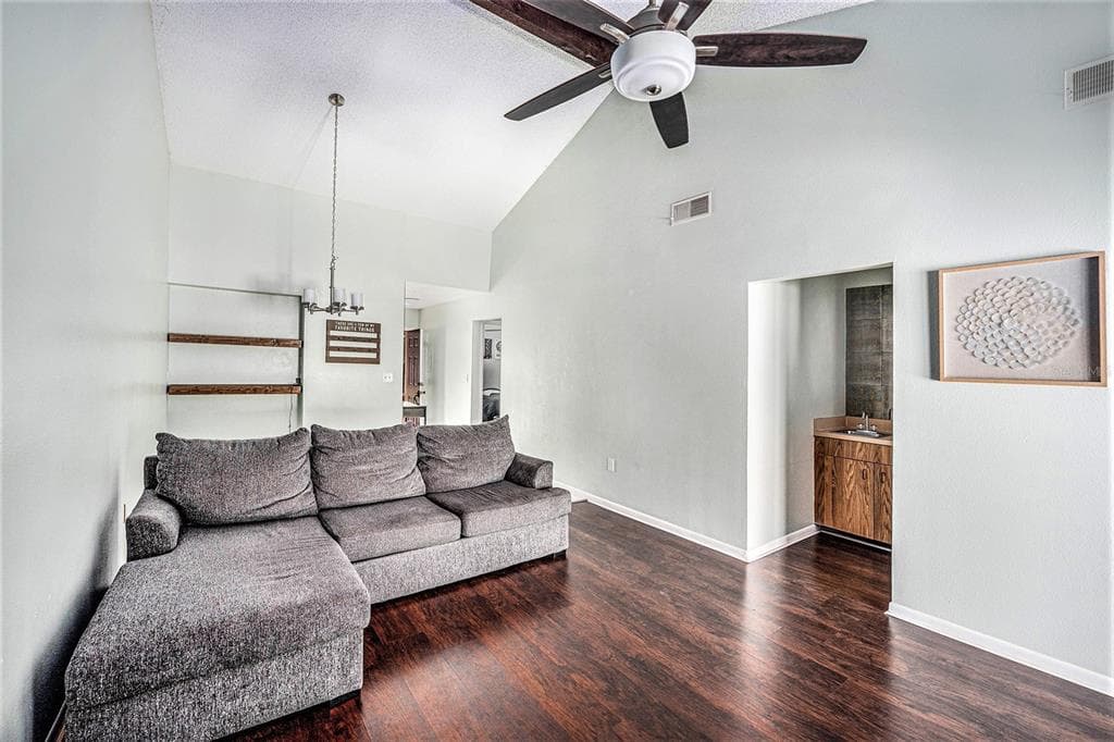 6203 AMARETTO LANE, TAMPA, FL 33634 photo 3