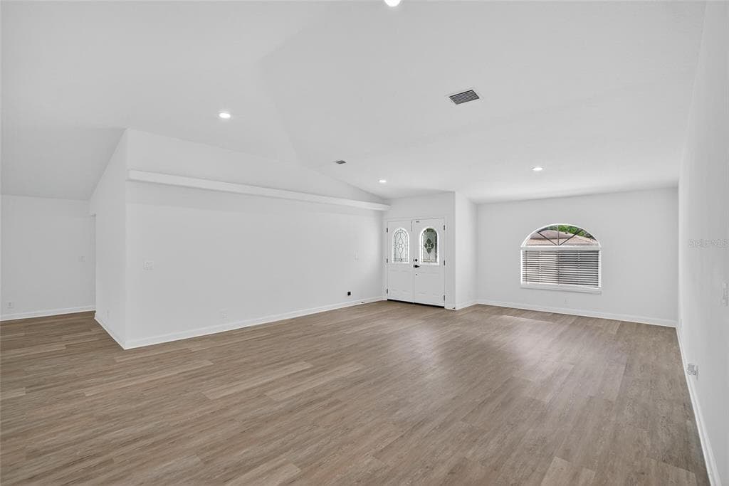 1140 LA SALLE STREET, CLEARWATER, FL 33755 photo 3