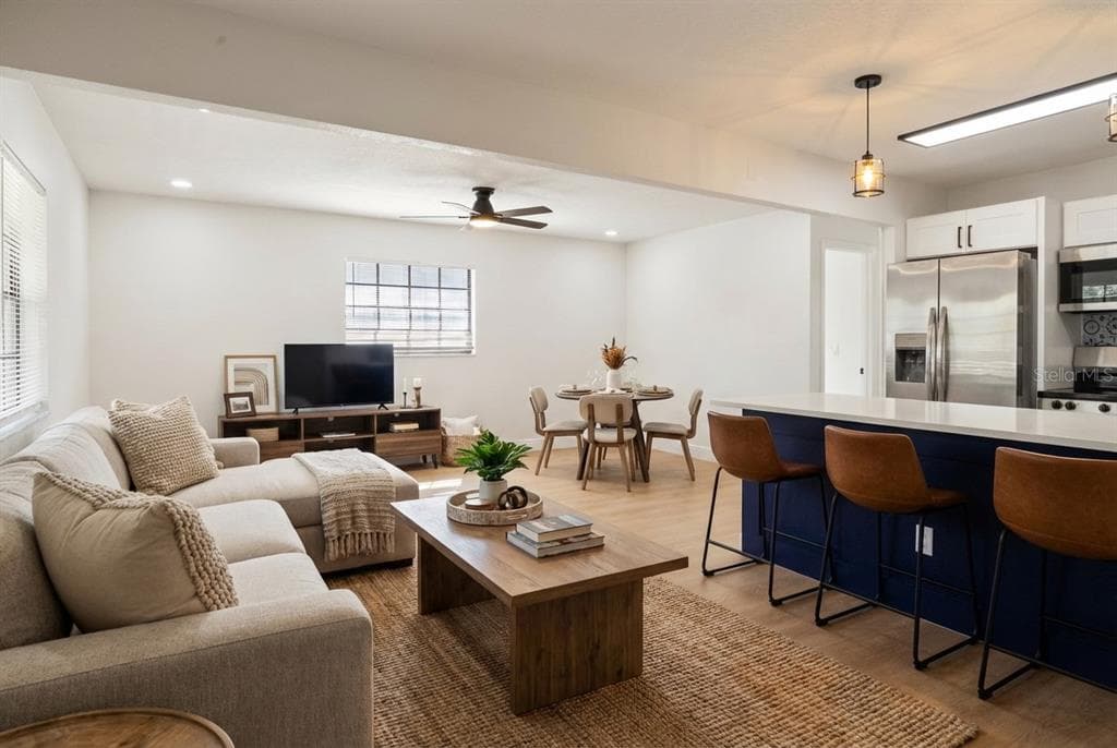 5405 SELLAS STREET, TAMPA, FL 33611 photo 2