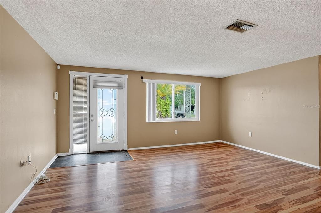 10800 LEEDS Road, PORT RICHEY, FL 34668 photo 2