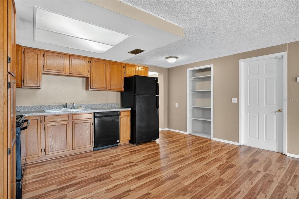 10800 LEEDS Road, PORT RICHEY, FL 34668 photo 3