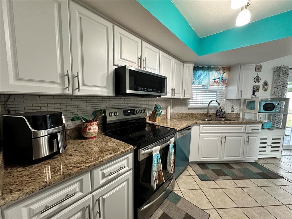 4299 GOLDCOAST AVENUE, SPRING HILL, FL 34609 photo 5