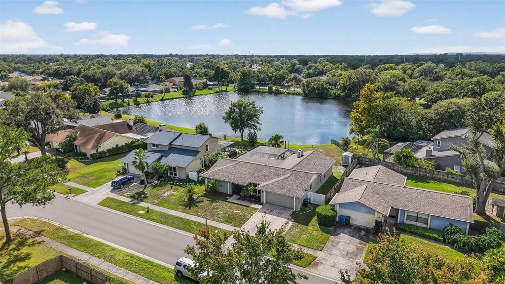 3903 DUNAIRE DRIVE, VALRICO, FL 33596