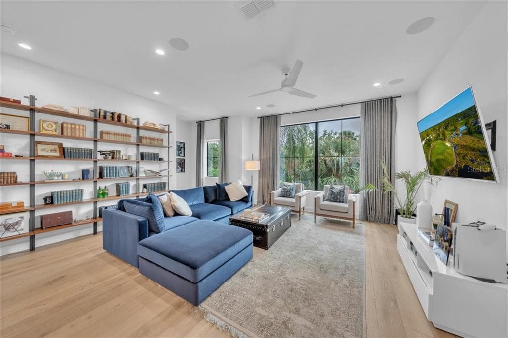 2851 GANDY BOULEVARD Unit 3, TAMPA, FL 33611 photo 2