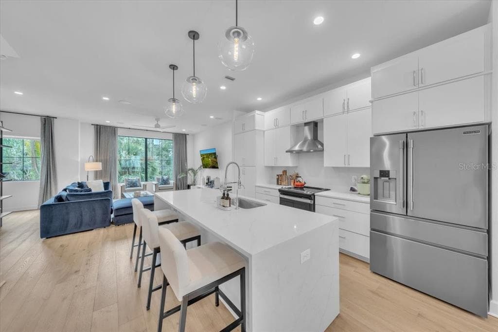 2851 GANDY BOULEVARD Unit 3, TAMPA, FL 33611 photo 3