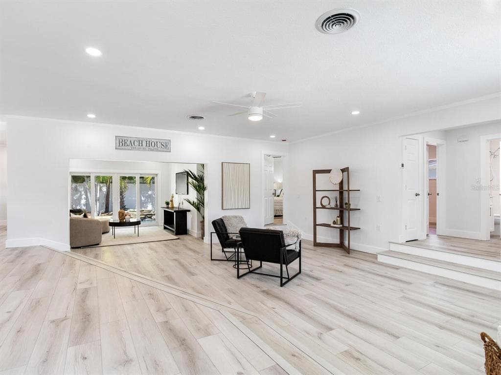 10120 PARADISE BOULEVARD, TREASURE ISLAND, FL 33706 photo 5