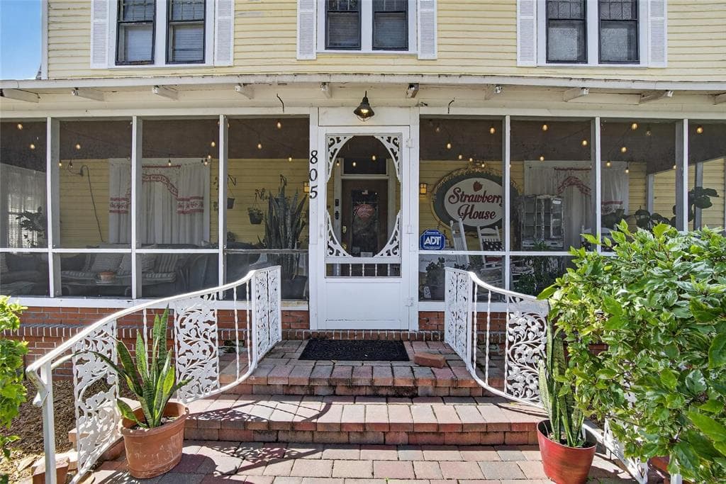 805 WHEELER STREET, PLANT CITY, FL, 33563 photo 2