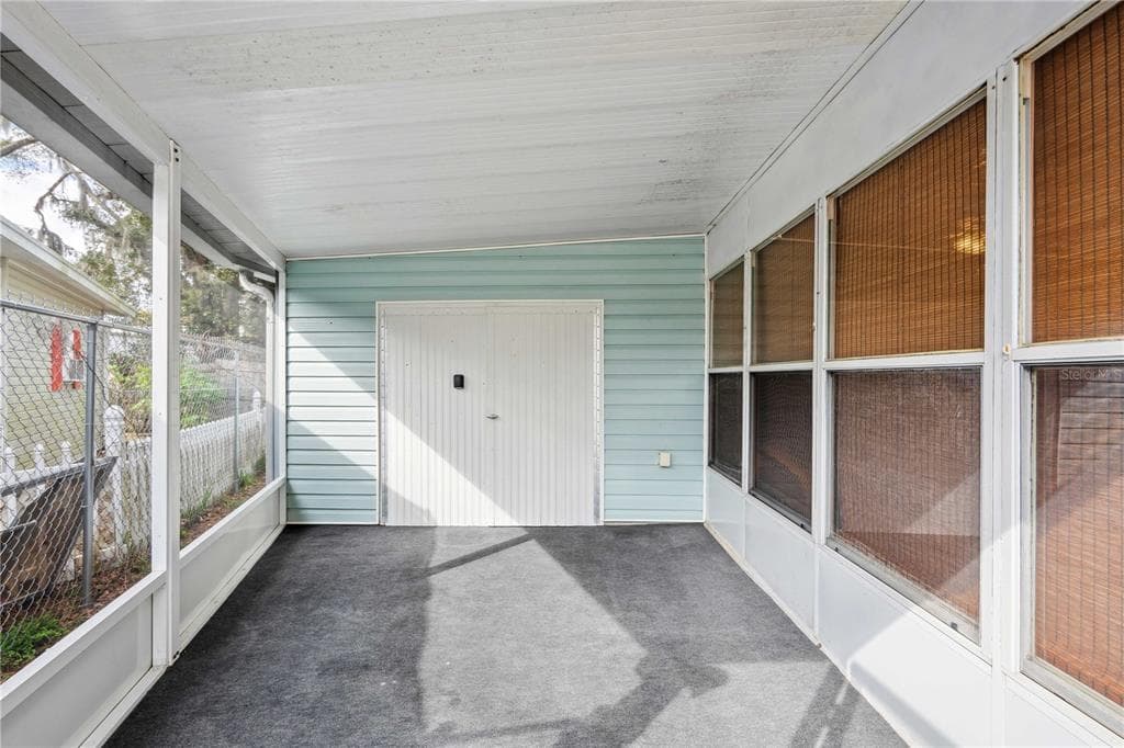 5015 SHIRLEY CIRCLE, ZEPHYRHILLS, FL 33542 photo 4