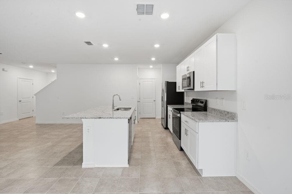 13237 TROPICAL BREEZE Way, HUDSON, FL 34669 photo 2