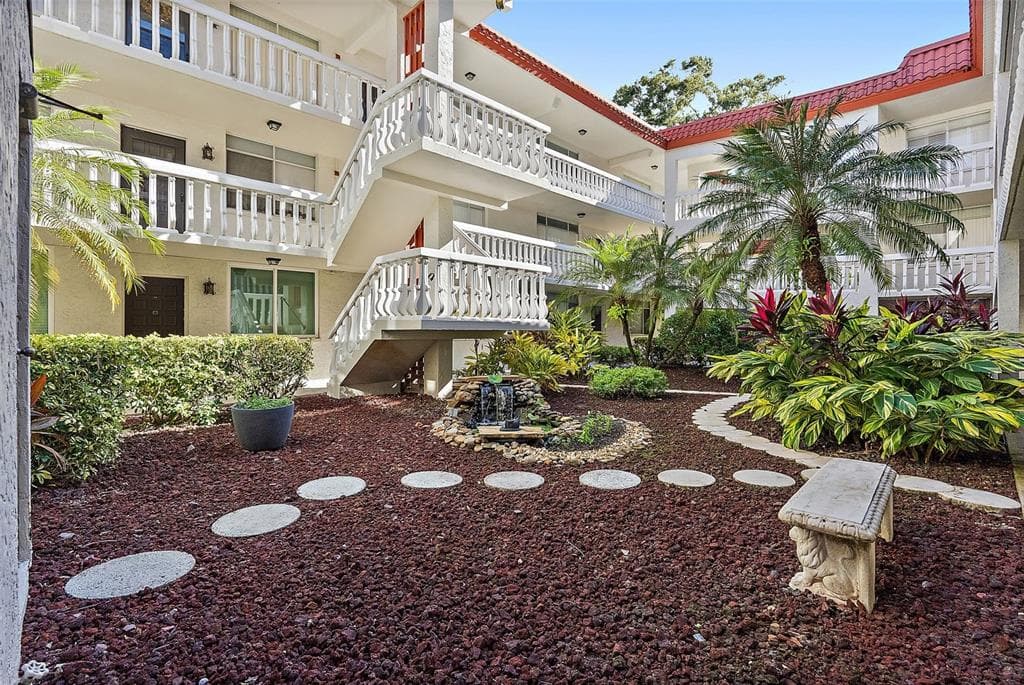 1001 PEARCE DRIVE Unit 106, CLEARWATER, FL 33764 photo 2