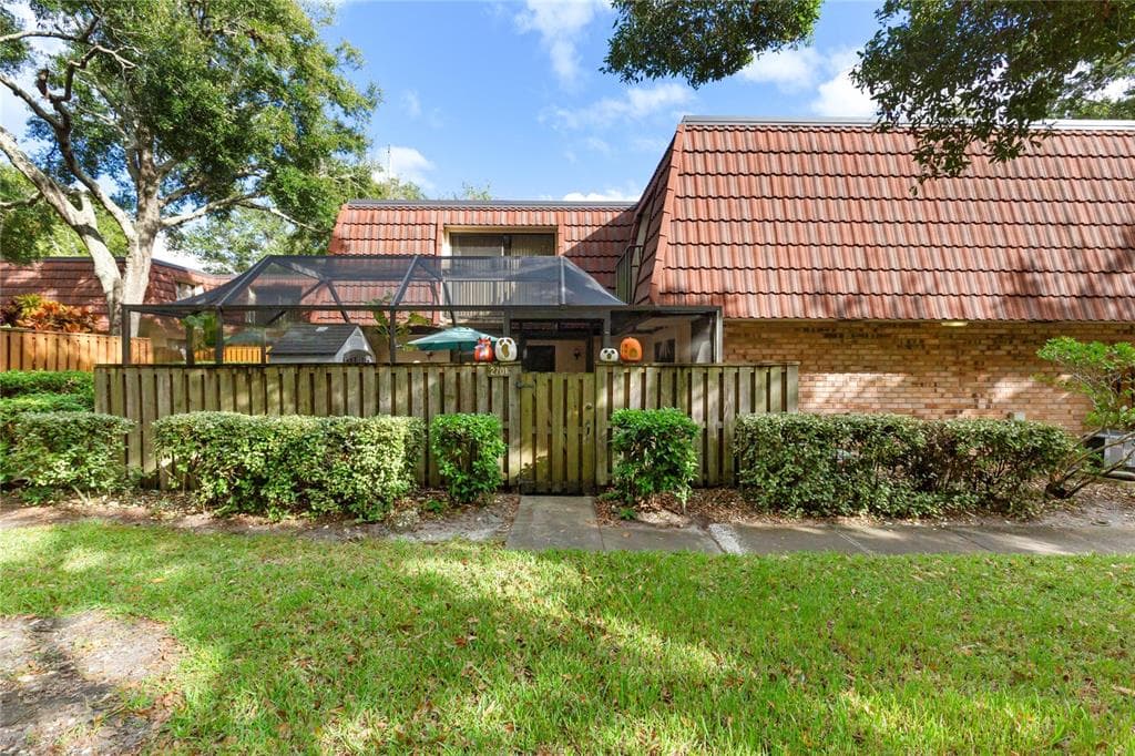 2701 3RD COURT, PALM HARBOR, FL 34684