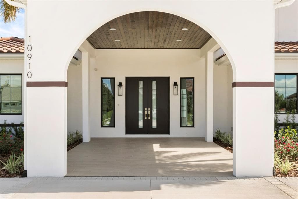 10910 BROOKSNEST COURT, LITHIA, FL 33547 photo 2