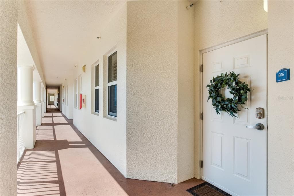 17717 GULF BOULEVARD Unit 606, REDINGTON SHORES, FL 33708 photo 5