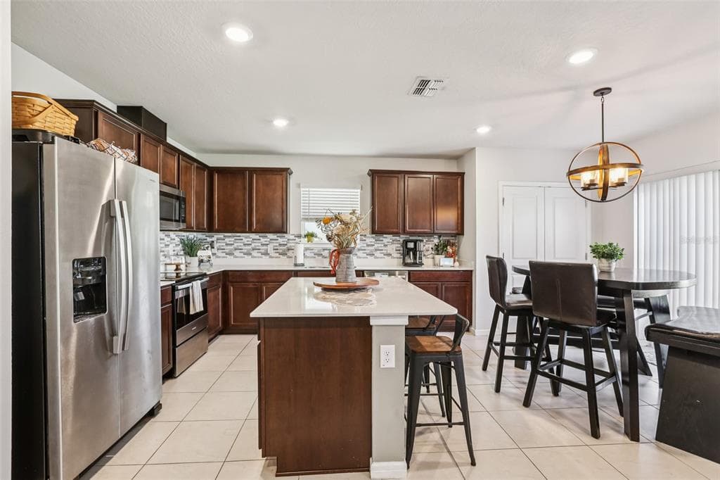 29977 MARQUETTE AVENUE, WESLEY CHAPEL, FL 33545 photo 3