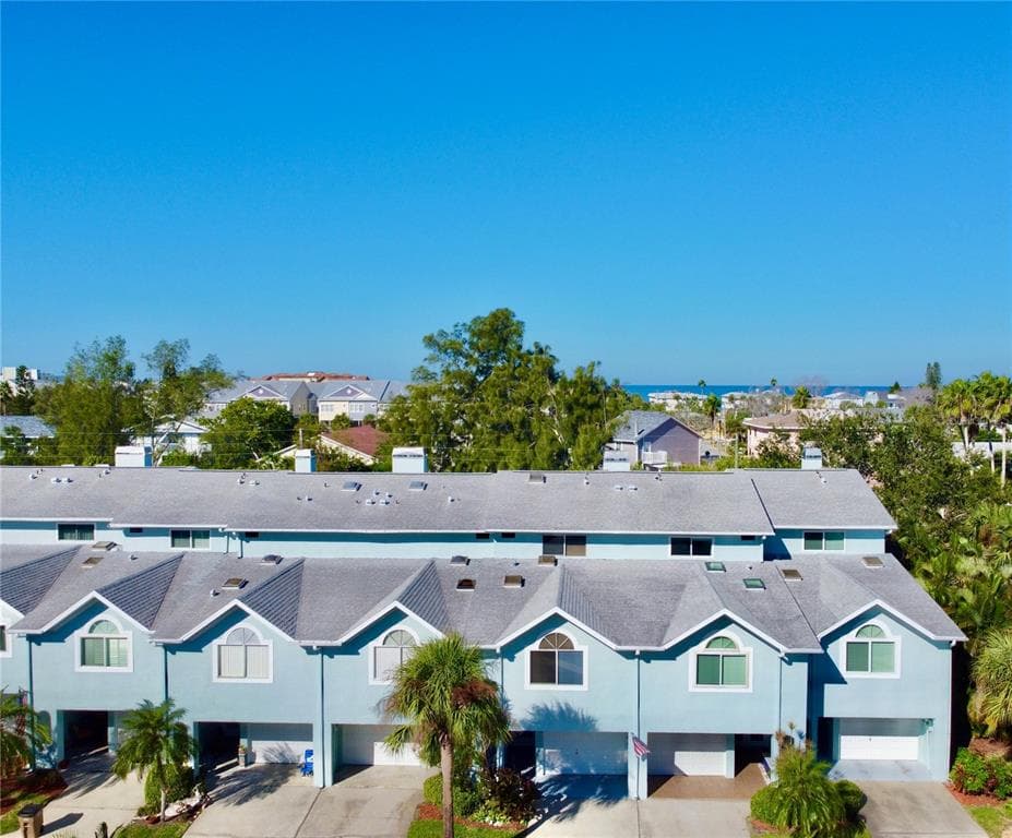 603 GARLAND Circle, INDIAN ROCKS BEACH, FL 33785 photo 2