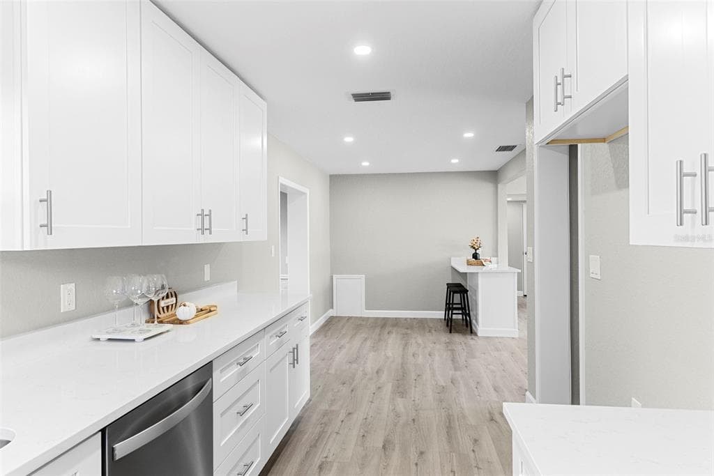 801 63RD AVENUE, Street PETERSBURG, FL 33705 photo 3