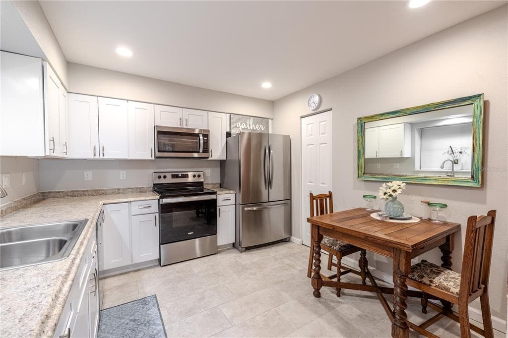 149 SKY LOCH DRIVE, DUNEDIN, FL 34698 photo 4