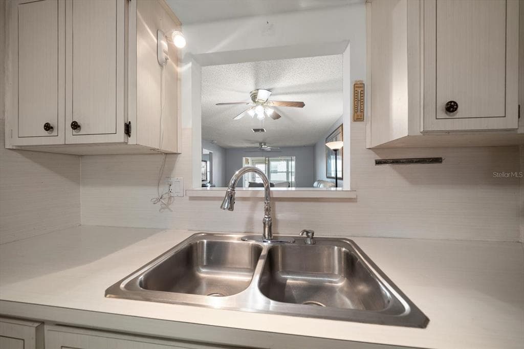 607 BRANDYWINE DRIVE Unit 607, LARGO, FL 33771 photo 5